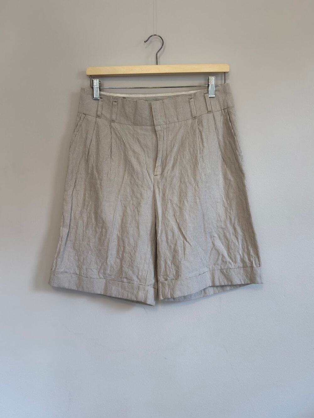 Benetton Women's Shorts Size 6 | Striped Beige White High-rise